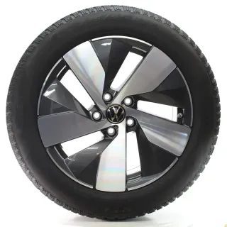VW Passat B9 Variant CJ5 Winterräder Bologna Pirelli 215/55R17 DOT25 3J0601025K - Bild 3