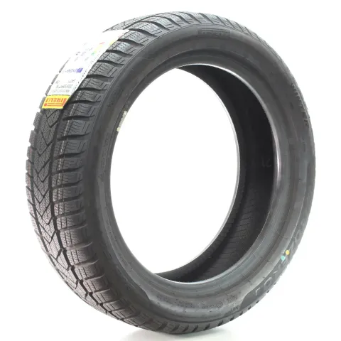 Background image for Winterreifen Pirelli Winter Sottozero 3 AO1 XL 205/50R17 93H Unbenutzt