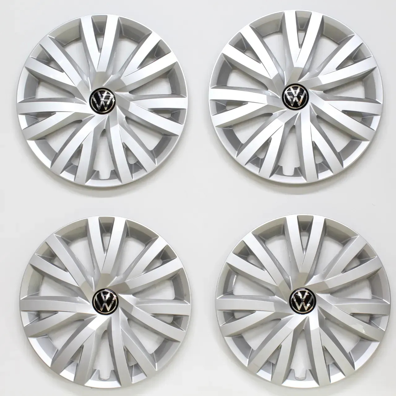 VW Golf 7 8 Radkappen 16 Zoll Radblenden Radzierblenden Original 5H0601147C 4Stk - Bild 1