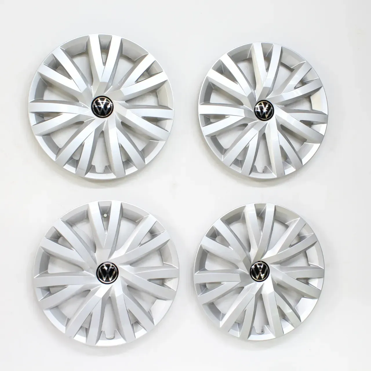 VW Golf 7 8 Radkappen 16 Zoll Radblenden Radzierblenden Original 5H0601147C 4Stk - Bild 1