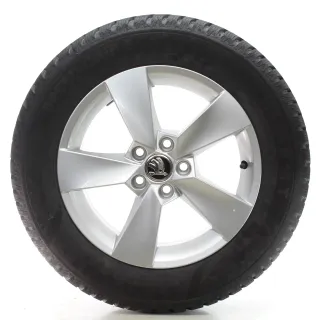 Skoda Fabia IV PJ3 Winterräder 5-Speichen Semperit 185/65R15 DOT25 6VA601025M - Bild 4