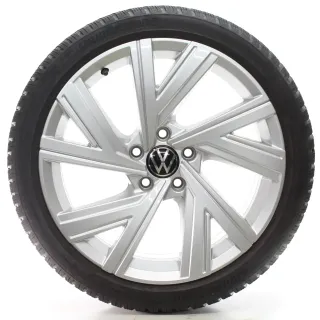 VW Golf 8 VIII CD1 Winterräder Bergamo Bridgestone 225/40R18 92V 5H0601025AB - Bild 4