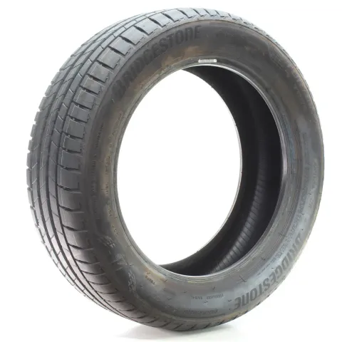 Background image for Sommerreifen Bridgestone Turanza T005 AO XL 195/55 R16 91V DOT23 1Stk
