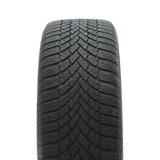 Skoda Octavia IV NX Winterräder Lyra Bridgestone 205/55R17 DOT24 5E3601025AC - Bild 7
