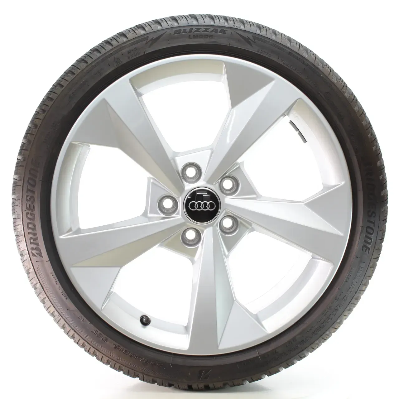 Audi A3 S3 8Y Winterräder 5-Speichen Bridgestone 225/40R18 92V DOT24 8Y0601025CP - Bild 1