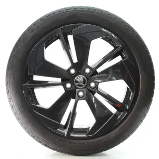 Skoda Octavia IV NX Sommerräder Comet Bridgestone 225/45R18 DOT23 5E3601025AP - Bild 4
