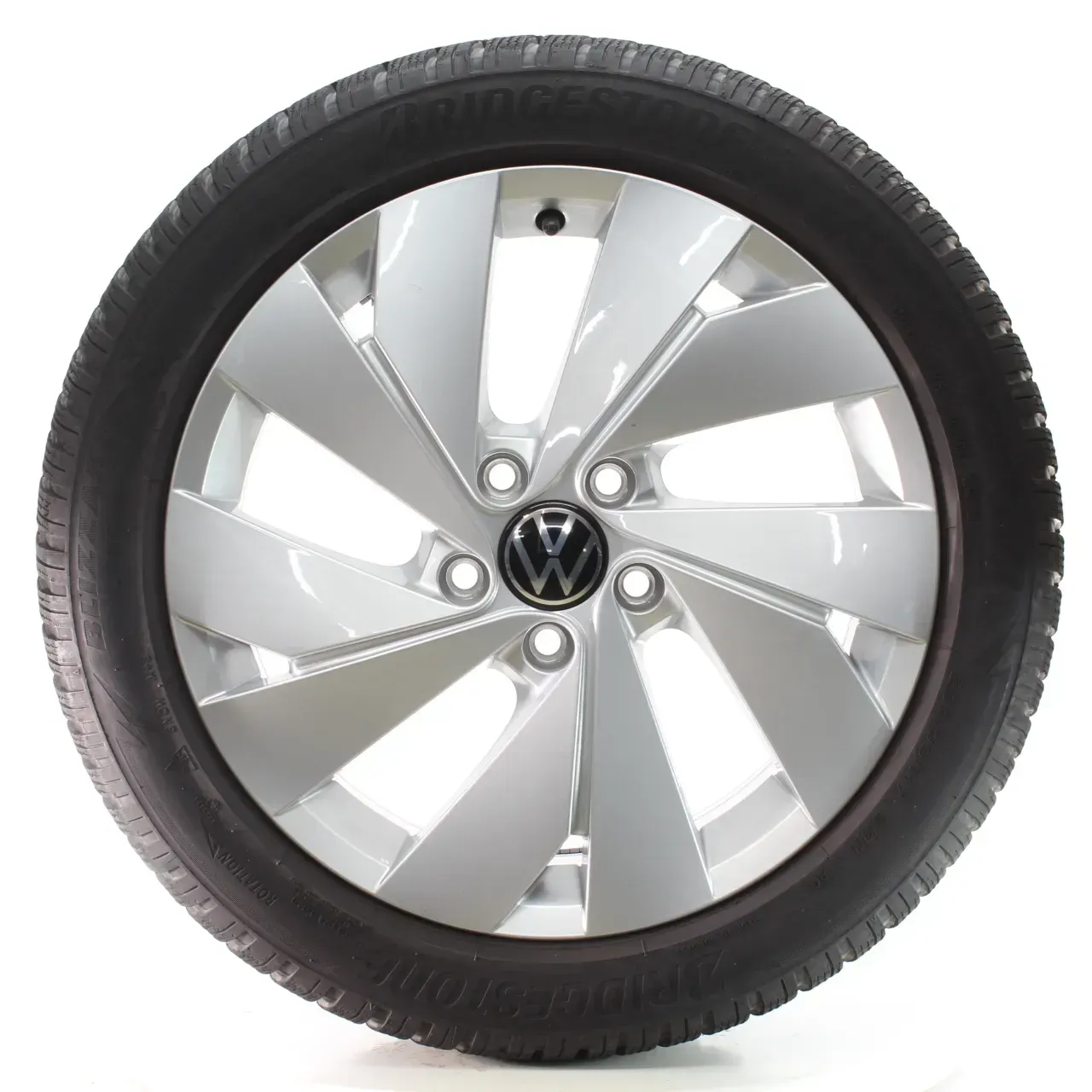 VW Golf 8 VIII CD1 Winterräder Belmont Bridgestone 205/50R17 DOT25 5H0601025B - Bild 1