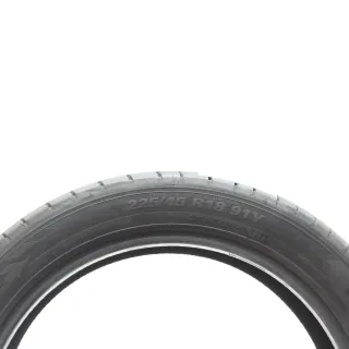 Sommerreifen Kumho Ecsta PS72 + 225/45R18 91Y DOT25 DEMO - Bild 4