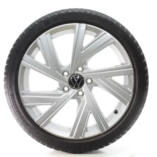 VW Golf 8 VIII CD1 Winterräder Bergamo Bridgestone 225/40R18 DOT23 5H0601025AB - Bild 3