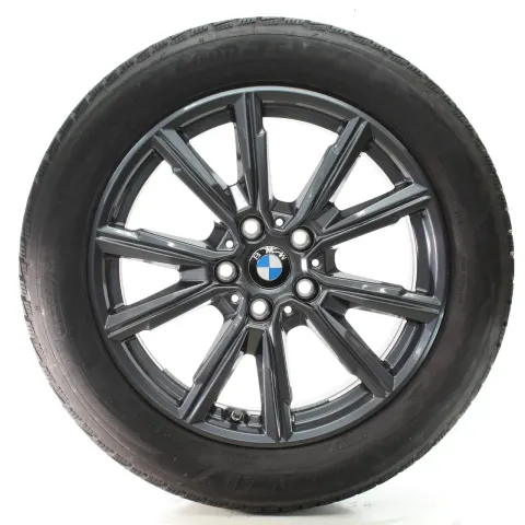 Background image for BMW 1er F70 2er F74 Winterräder V-Speiche 967 Goodyear 205/55R17 DOT25 5A45270