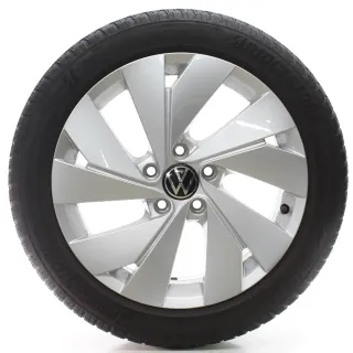 VW Golf VIII CD1 CG5 Winterräder Belmont Bridgestone 205/50R17 DOT23 5H0601025B - Bild 1