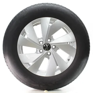 VW Tiguan CT1 Winterräder Belmont Vredestein 215/65R17 99H DOT25 571601025 - Bild 4