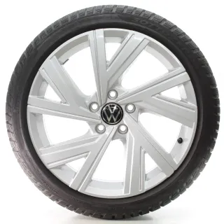 VW Golf 8 VIII CD1 Winterräder Bergamo Pirelli 225/40R18 DOT24 5H0601025AB - Bild 3