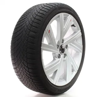 VW Golf 8 VIII CD1 Winterräder Bergamo Bridgestone 225/40R18 DOT23 5H0601025AB - Bild 6