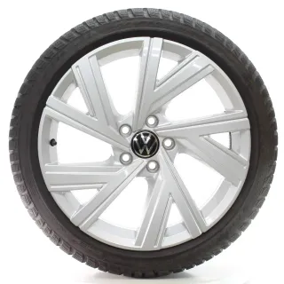 VW Golf 8 VIII GTI GTD R Winterräder Bergamo Pirelli 225/40R18 DOT24 5H0601025AB - Bild 2