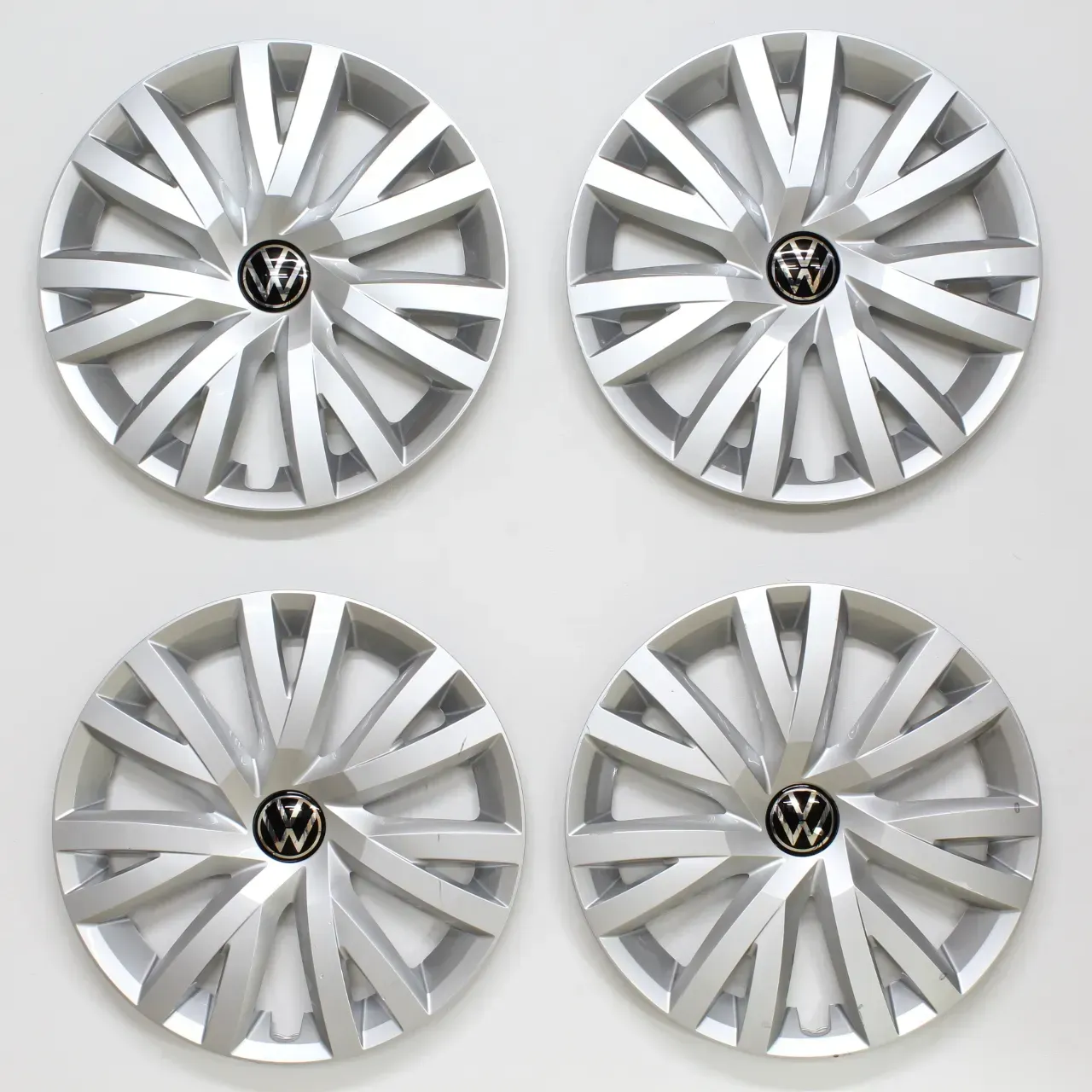 VW Golf 7 8 Radkappen 16 Zoll Radblenden Radzierblenden Original 5H0601147C 4Stk - Bild 1