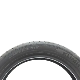 Sommerreifen Kumho Ecsta PS72 + 225/45R18 91Y DOT26 DEMO - Bild 5