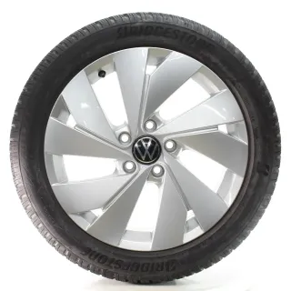 VW Golf 8 VIII CD1 Winterräder Belmont Bridgestone 205/50R17 DOT25 5H0601025B - Bild 1