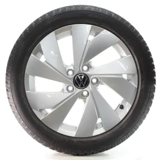 VW Golf 8 VIII CD1 Winterräder Belmont Bridgestone 205/50R17 DOT25 5H0601025B - Bild 2