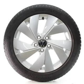VW Golf 8 VIII CD1 Winterräder Belmont Bridgestone 205/50R17 93H 5H0601025B - Bild 1