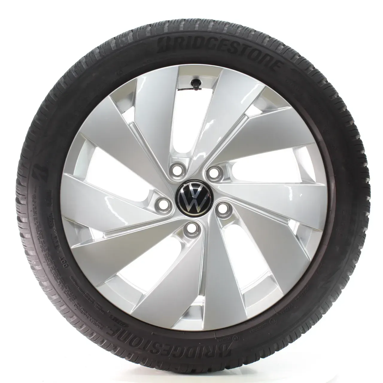 VW Golf 8 VIII CD1 Winterräder Belmont Bridgestone 205/50R17 93H 5H0601025B - Bild 1