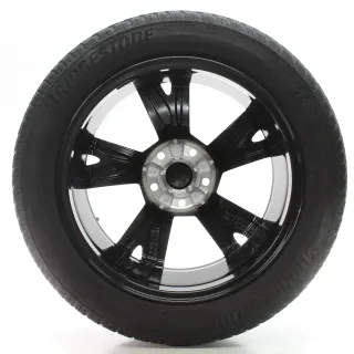Skoda Octavia IV NX Winterräder Lyra Bridgestone 205/55R17 5E3601025AE - Bild 5