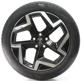VW Passat B9 Variant CJ5 Winterräder Coventry Pirelli 235/45R18 DOT24 3J0601025M - Bild 3