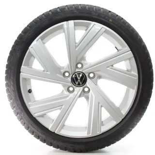 VW Golf 8 VIII CD1 Winterräder Bergamo Pirelli 225/40R18 92V DOT24 5H0601025AB - Bild 1