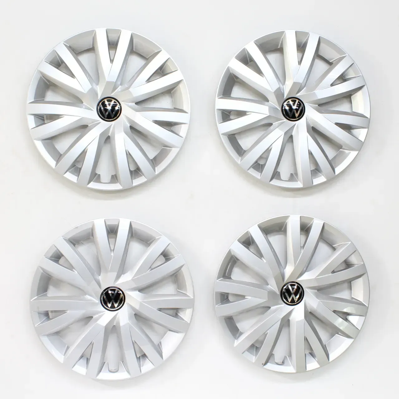 VW Golf 7 8 Radkappen 16 Zoll Radblenden Radzierblenden Original 5H0601147C 4Stk - Bild 1