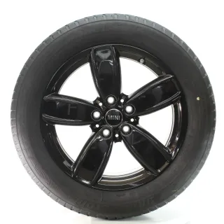 MINI Countryman F60 Winterräder Channel Spoke 531 225/55R17 97H DOT23 6856031 - Bild 1