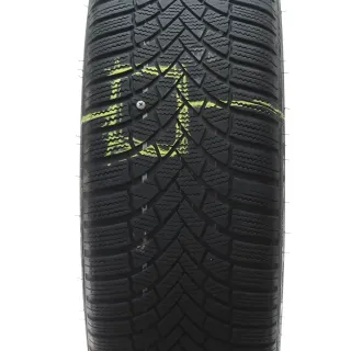 VW Golf 8 VIII CD1 Winterräder Bergamo Bridgestone 225/40R18 DOT25 5H0601025AB - Bild 5