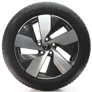 VW Passat B9 Variant CJ5 Winterräder Bologna Pirelli 215/55R17 DOT25 3J0601025B - Bild 1