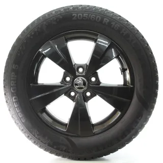 Skoda Octavia IV NX Winterräder Schwarz Semperit 205/60R16 DOT25 5E3601025AA - Bild 1