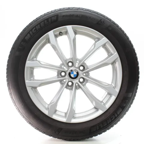 Background image for BMW X3 G01 X4 G02 Winterräder V-Speiche 691 245/50R19 105V DOT24 6877325