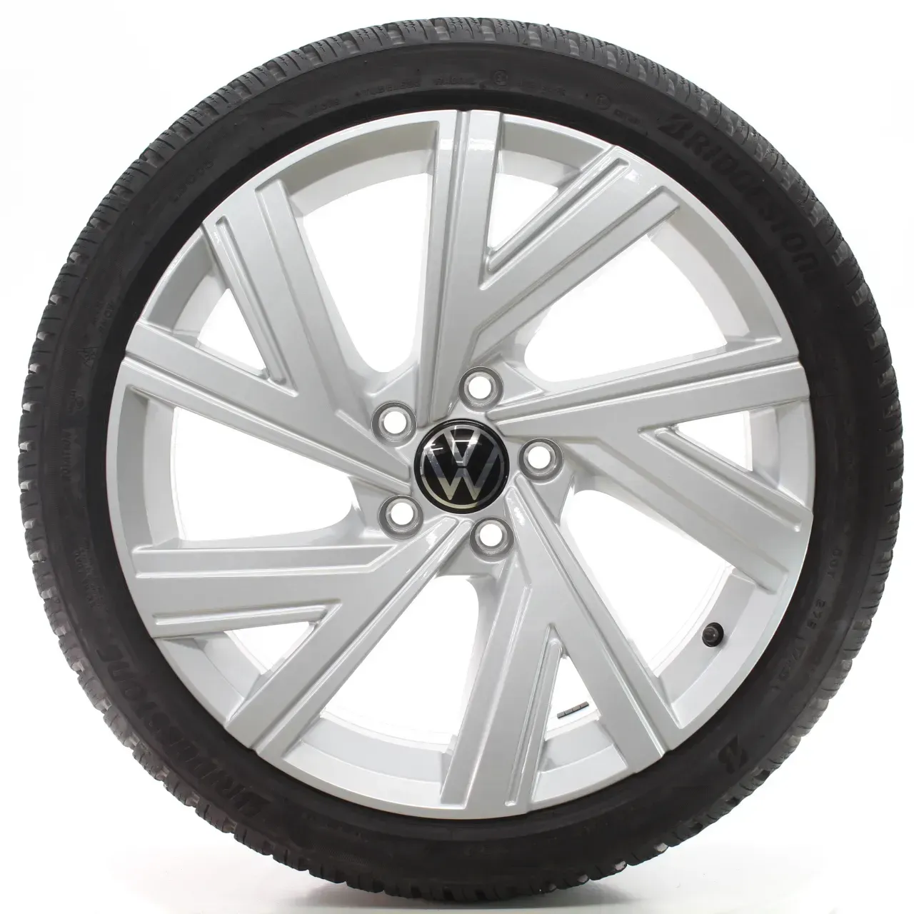 VW Golf 8 VIII CD1 Winterräder Bergamo Bridgestone 225/40R18 DOT25 5H0601025AB - Bild 1