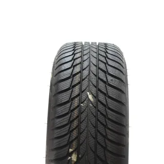 VW Polo VI AW 2G Winterräder Merano Bridgestone 185/60R16 90H 2G0071496 - Bild 7
