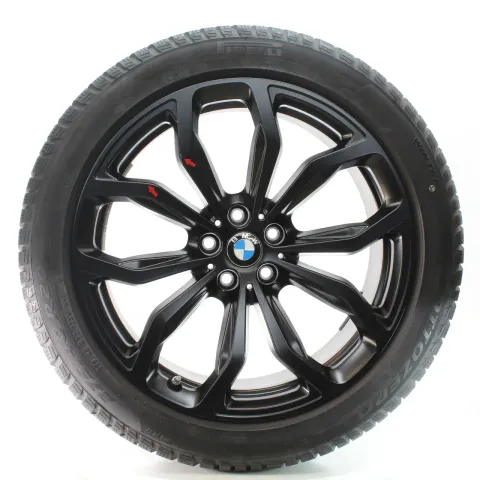 Background image for BMW X3 G01 X4 G02 Winterräder Y-Speiche 695 Pirelli 245/45-275/40R20 6881208-9