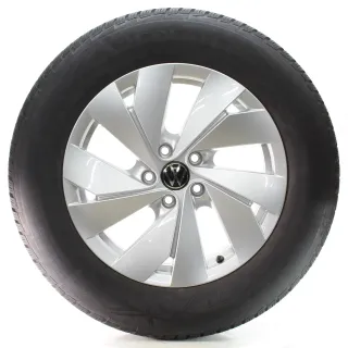 VW Tayron R4 Tiguan CT Winterräder Belmont  Vredestein 215/65R17 DOT25 571601025 - Bild 1