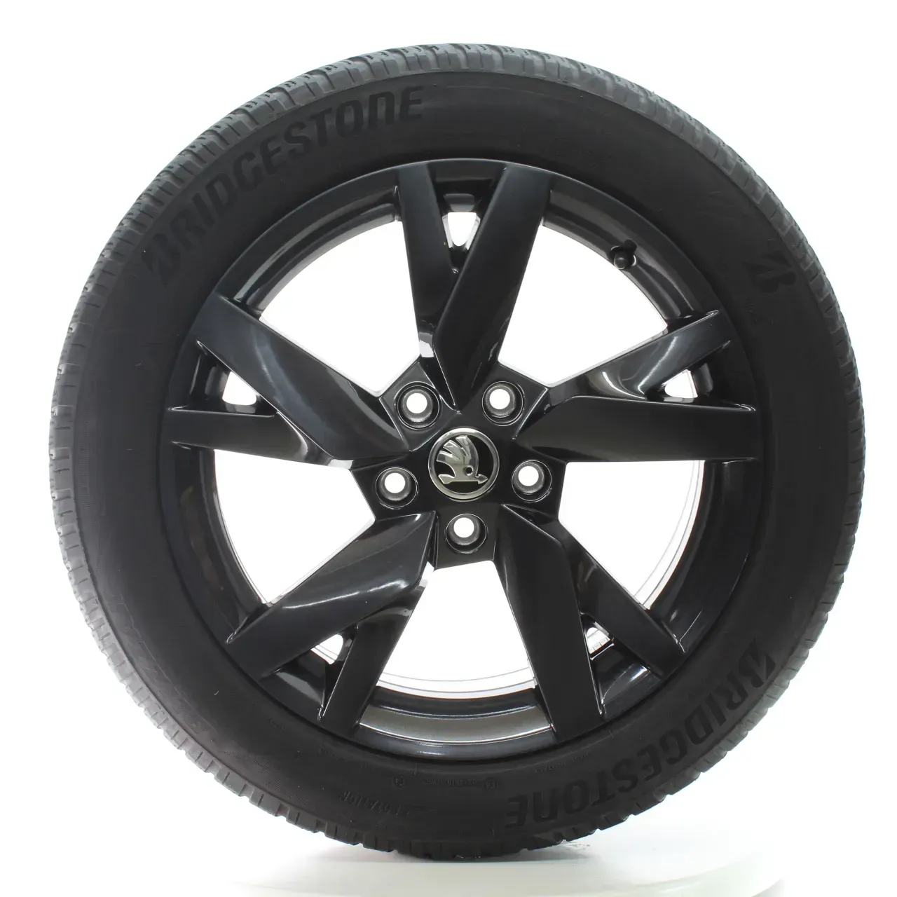 Skoda Octavia IV NX Winterräder Lyra Schwarz Bridgestone 205/55R17 5E3601025AE - Bild 1