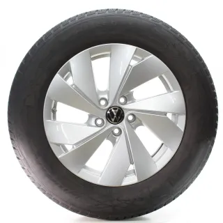 VW Tiguan CT1 Winterräder Belmont Vredestein 215/65R17 99H DOT24 571601025 - Bild 3