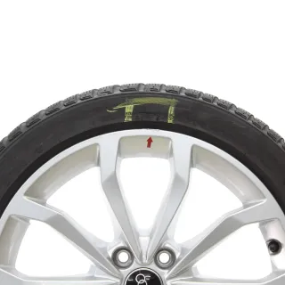 Audi A4 S4 8W Winterräder 10-Speichen V-Design 225/45R18 95H DOT23 8W0601025ED - Bild 3