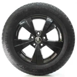 Skoda Octavia IV NX Winterräder 5-Speichen Semperit 205/60R16 DOT25 5E0601025BE - Bild 2