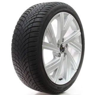 VW Golf 8 VIII CD1 Winterräder Bergamo Bridgestone 225/40R18 DOT25 5H0601025AB - Bild 8