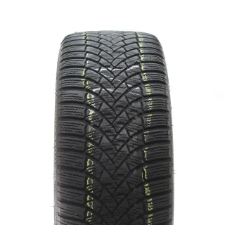 VW Golf 8 VIII CD1 Winterräder Bergamo Bridgestone 225/40R18 DOT25 5H0601025AB - Bild 2