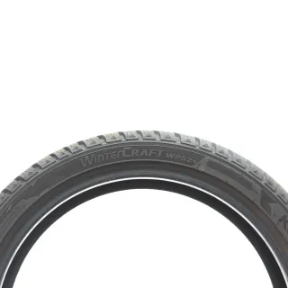 Winterreifen Kumho WinterCraft WP52+ XL 215/40R18 89V DOT25 - Bild 3