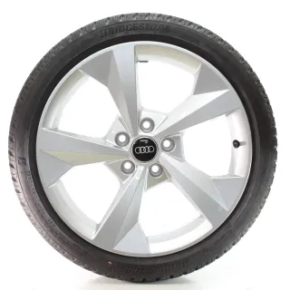 Audi A3 S3 8Y Winterräder 5-Speichen Bridgestone 225/40R18 92V 8Y0601025CP - Bild 1