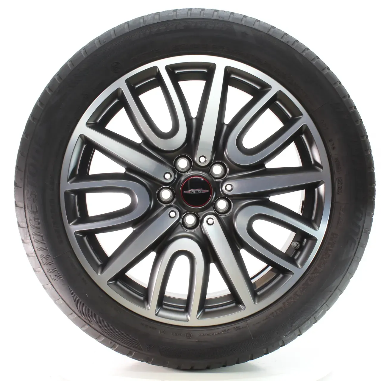 MINI Countryman F60 Winterräder JCW Black Thrill Spoke 529 225/50R18 6875603 - Bild 1