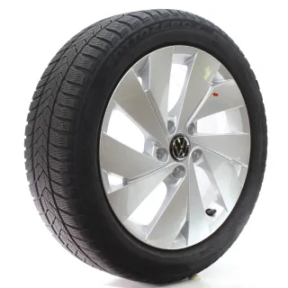 VW Golf VIII CD1 CG5 Winterräder Belmont Pirelli 205/50R17 93H DOT25 5H0601025B - Bild 6