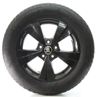 Skoda Octavia IV NX Winterräder 5-Speichen Semperit 205/60R16 DOT25 5E0601025BE - Bild 3