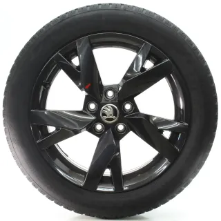 Skoda Octavia IV NX Winterräder Lyra Falken 205/55R17 95V DOT23 5E3601025AE - Bild 3